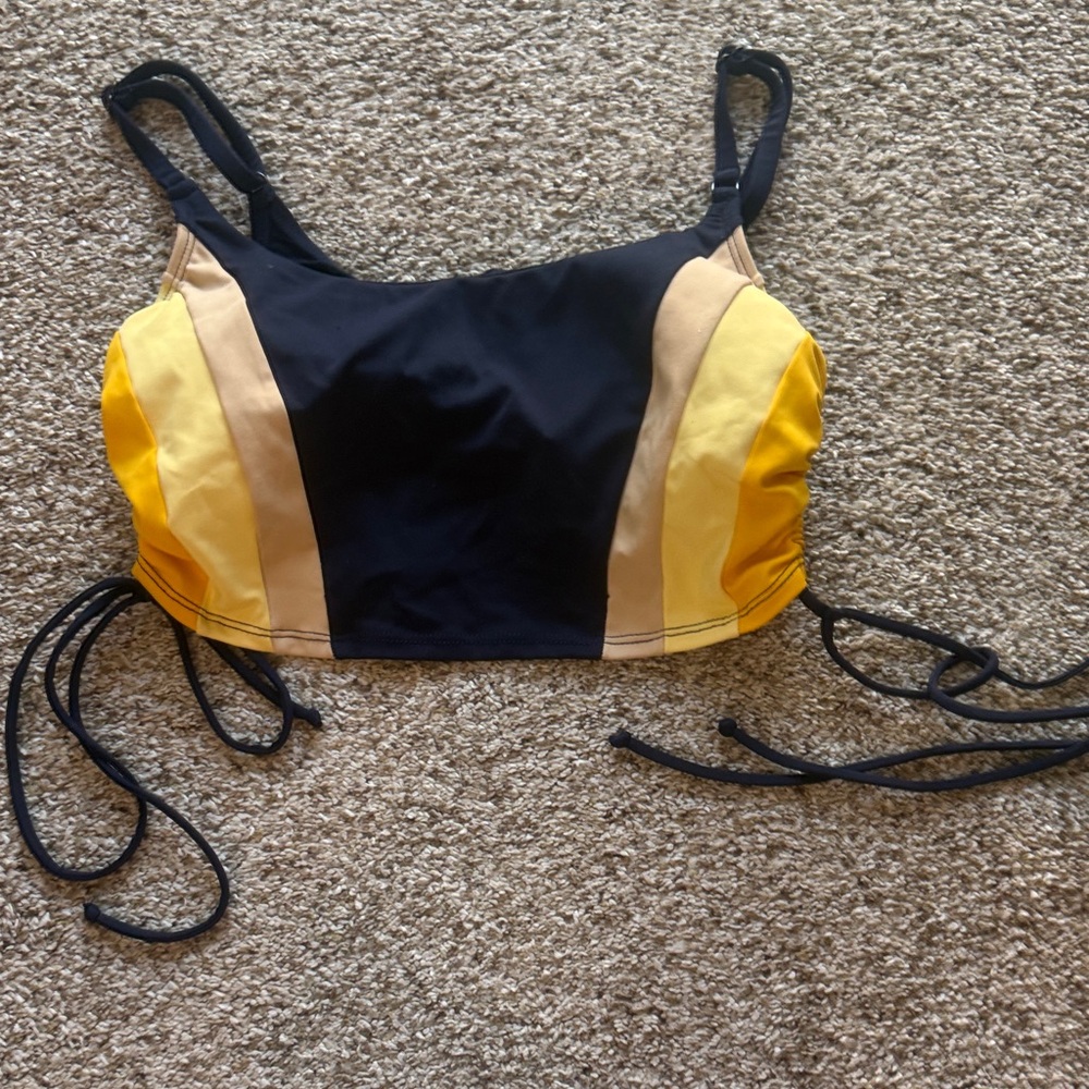 Robin Piccone size LG blue and Yellow Striped bikini - Picture 4 of 7